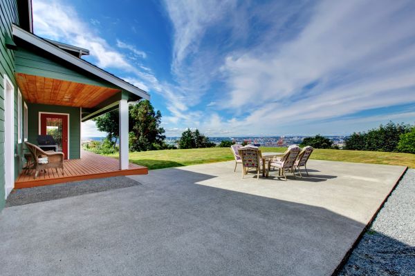 Backyard Paving in Hamilton