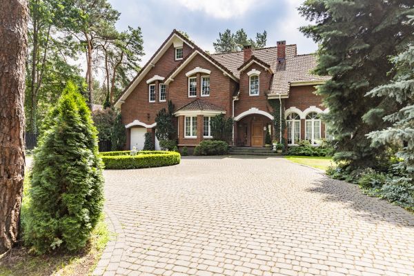Driveway Pavers Repair in Hamilton